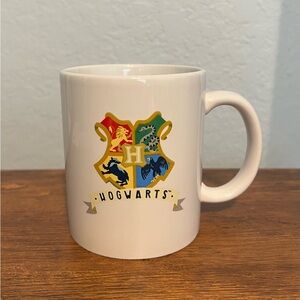 Harry Potter Hogwarts Ceramic White Mug EUC